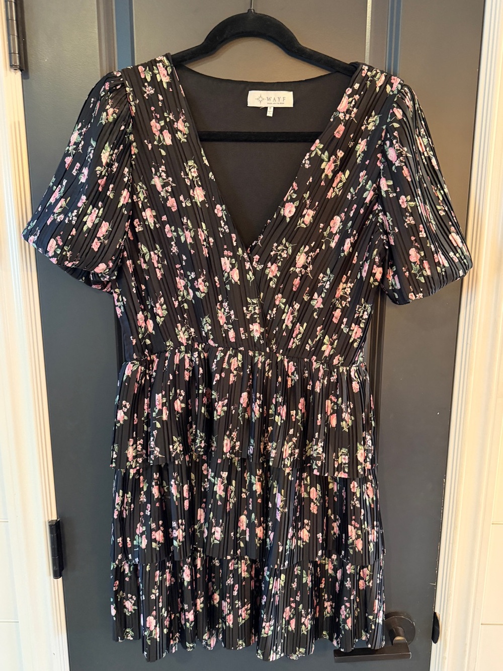 WAYF Women’s Black Floral Ruffled Mini Dress
